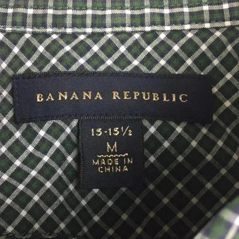 Banana Republic Size Medium 15-15.5 Button Down